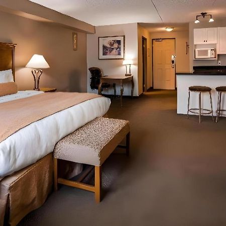 Best Western Plus Orillia Hotel Eksteriør billede