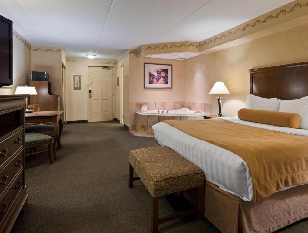 Best Western Plus Orillia Hotel Eksteriør billede